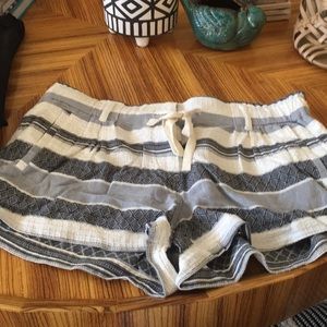 Lou & Grey shorts